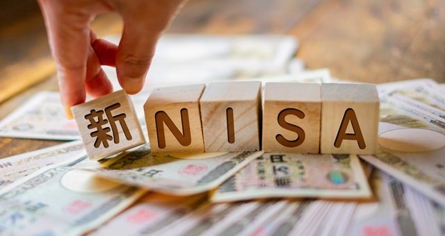 NISA2年目、あなたの運用成績は?新NISAで含み損が出ても慌てない長期投資の考え方