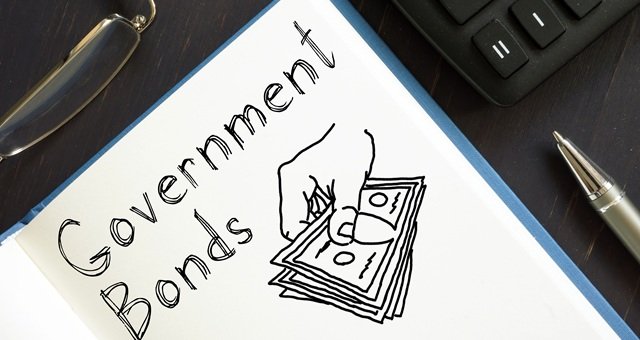国債の金利はどう決まる？長期金利との関係は？